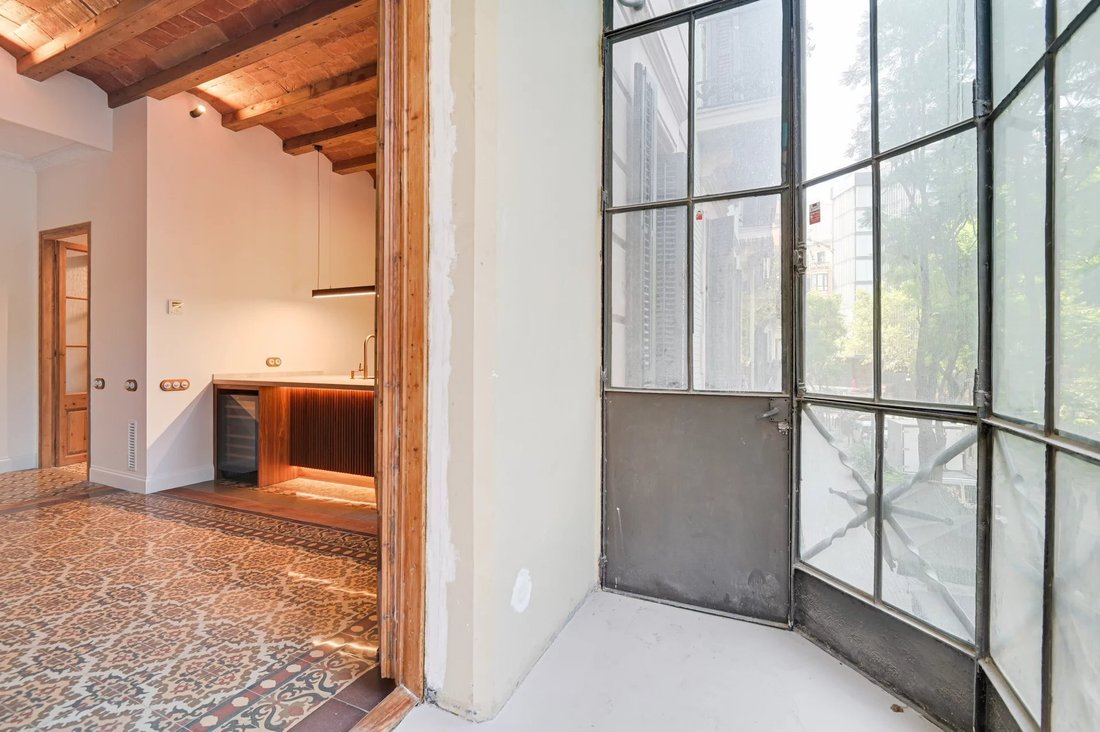 Apartment in Eixample, Barcelona, Spain 4 - 18664482