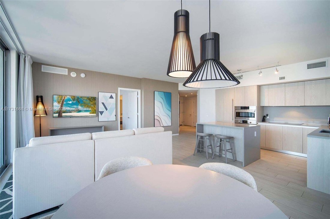 Condo in Hollywood, Florida, United States 5 - 18663474