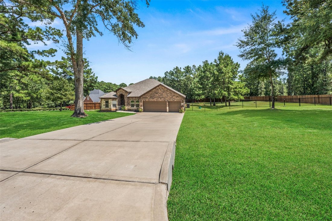House in Livingston, Texas, United States 2 - 18664163