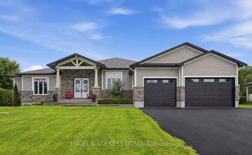 House in Ottawa, Ontario, Canada 1