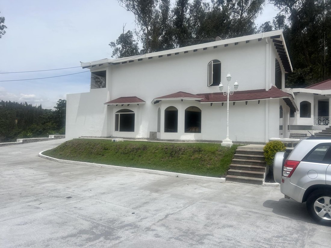 House in Quito, Pichincha, Ecuador 4 - 18661685