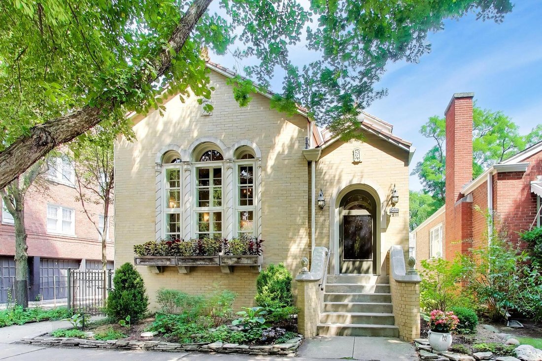 House in Evanston, Illinois, United States 1 - 18669070