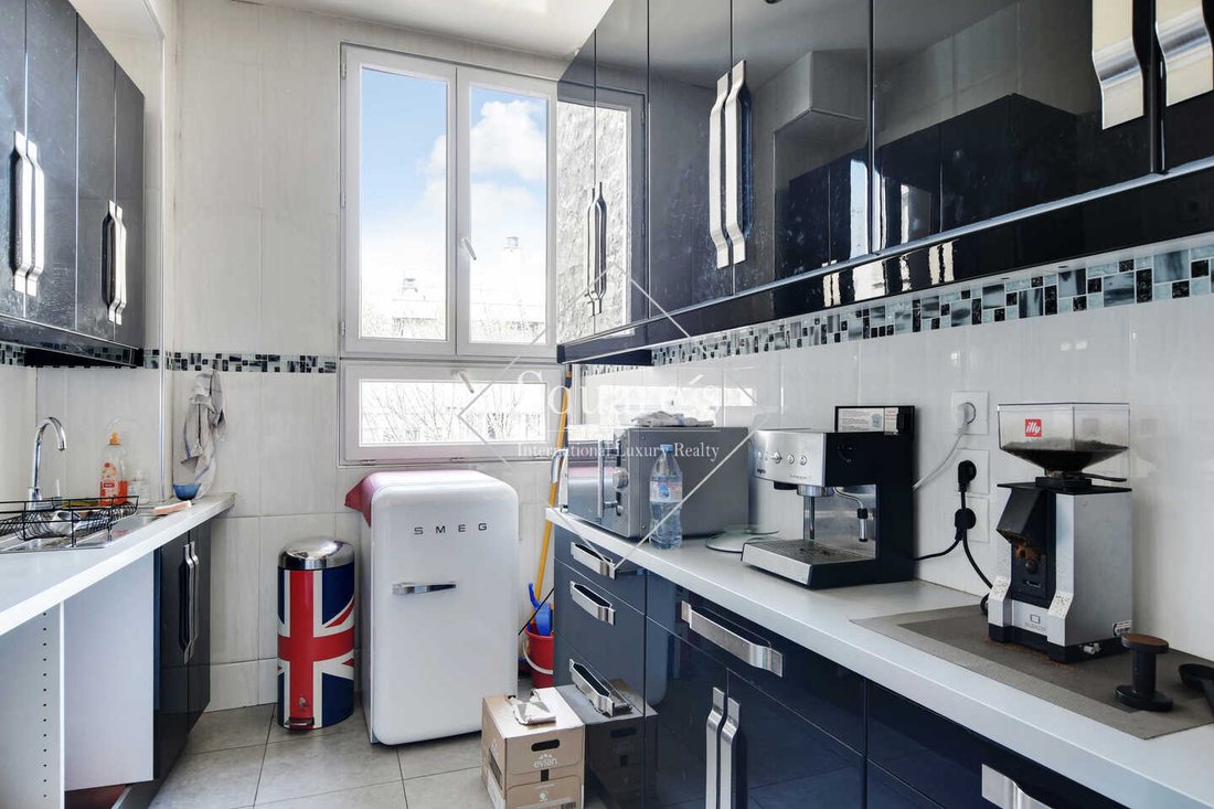 Apartment in Bois de Boulogne, Paris 16e Arrondissement, Paris 5 - 18672552