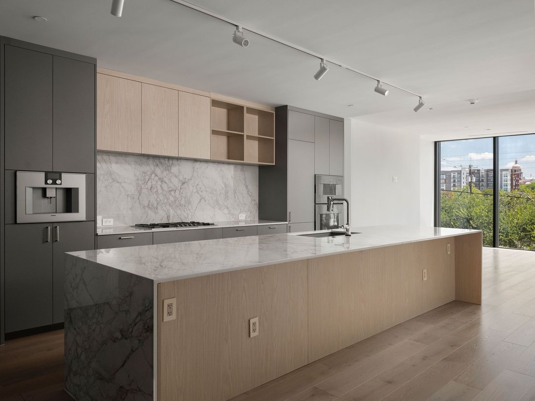 Condo in Austin, Texas, United States 3 - 18666480