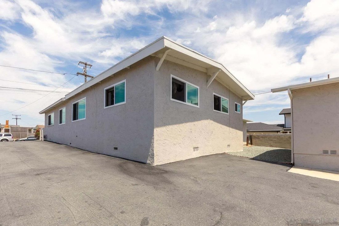 Chula Vista, California, United States 3 - 18663875