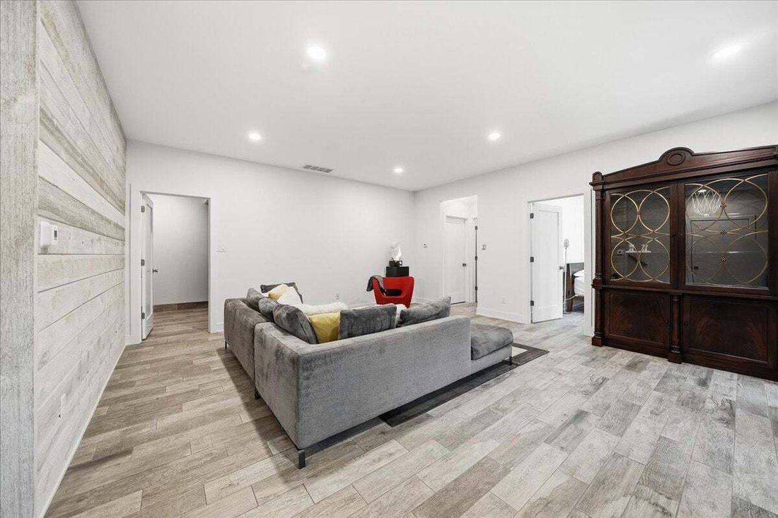 House in Beverly Shores, Indiana, United States 5 - 18670798