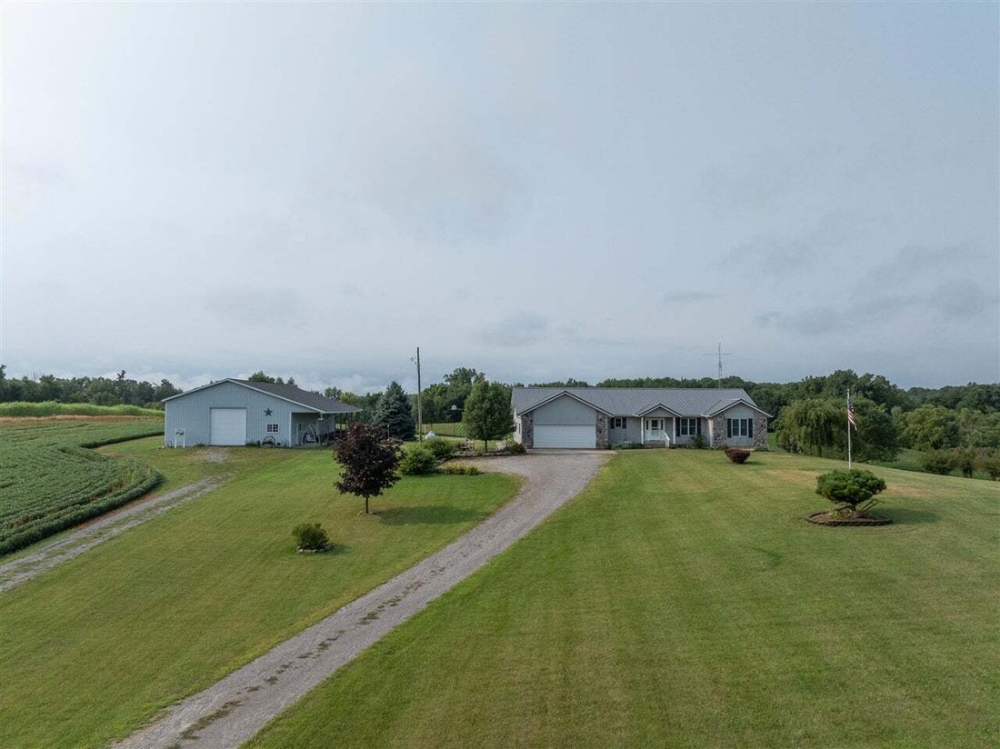 House in Hillsdale, Michigan, United States 1 - 18665704