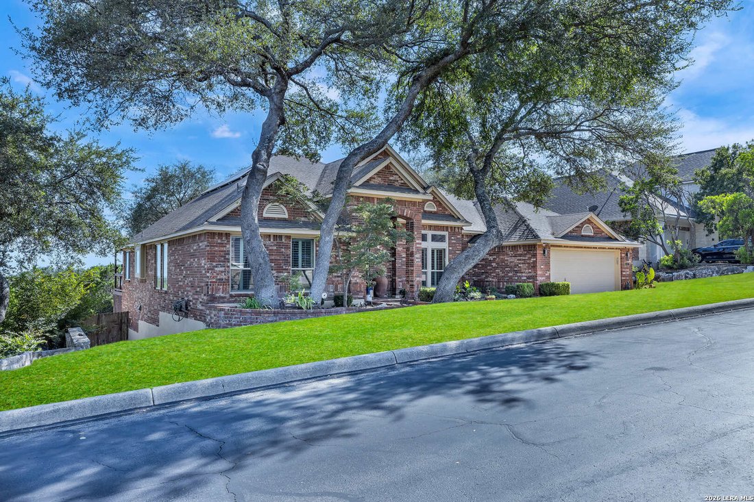 House in San Antonio, Texas, United States 2 - 18666049