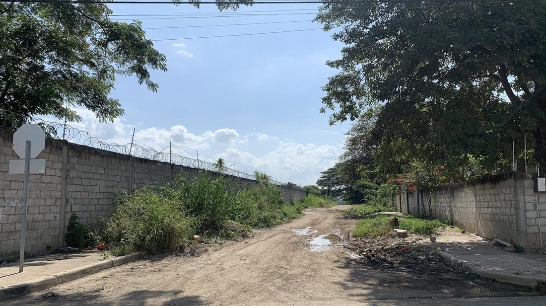 Land in Guayaquil, Guayas, Ecuador 3 - 18660426
