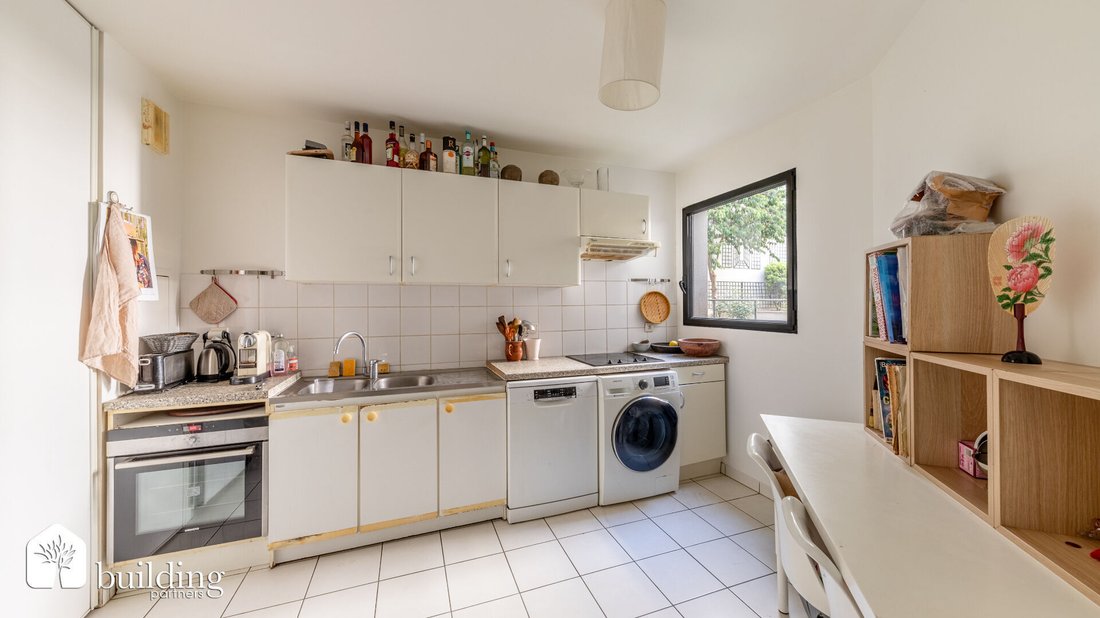 Apartment in La Fourche-Guy Môquet, Paris 17e Arrondissement, Paris 5 - 18666339