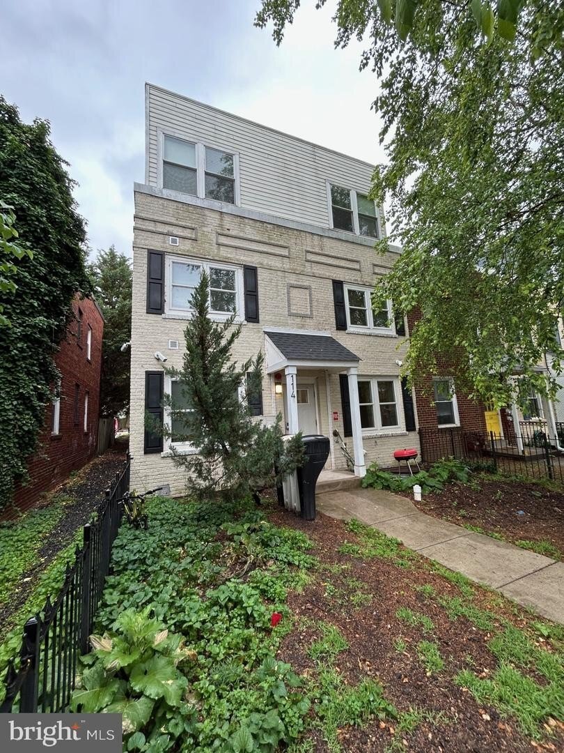 House in Washington, District of Columbia, United States 1 - 18670532
