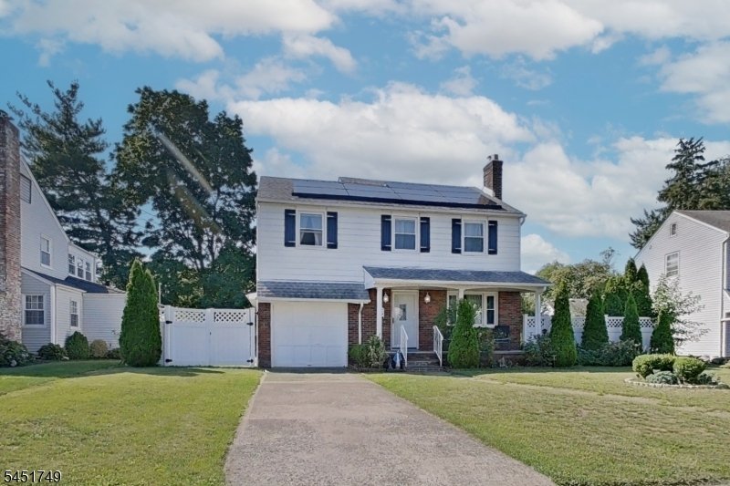 House in Elmwood Park, New Jersey, United States 2 - 18660024