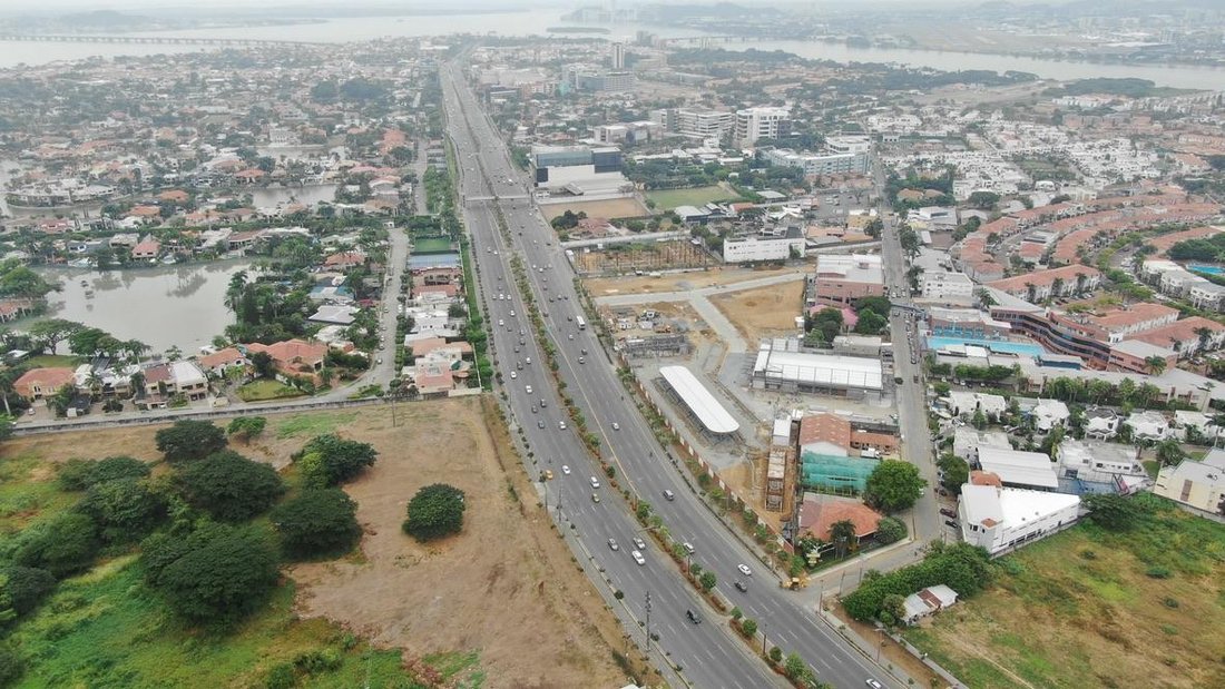 Land in Samborondón, Guayas, Ecuador 1 - 18660535