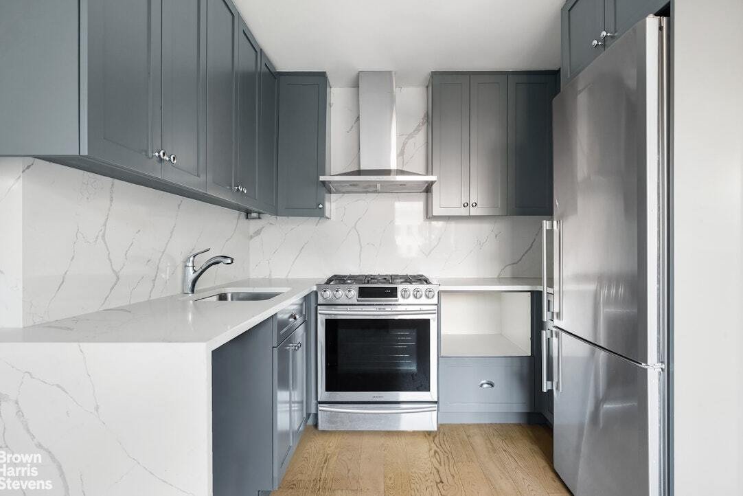 Co Op in New York, New York, United States 3 - 18662304