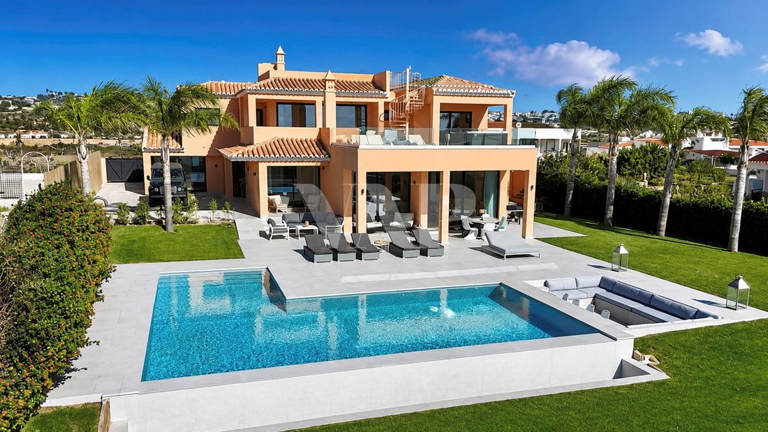 Villa in Olhos de Agua, Algarve, Portugal 2 - 14906044