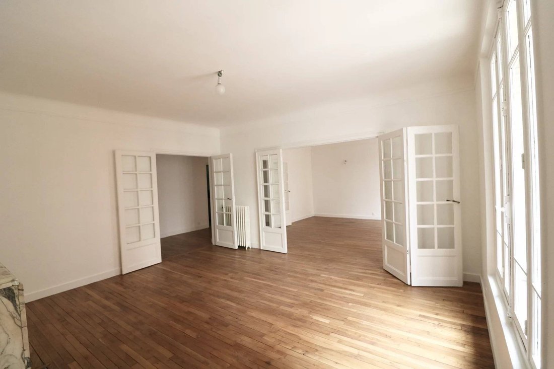 Apartment in La Plaine des Sablons, Neuilly-sur-Seine, France 2 - 15869230