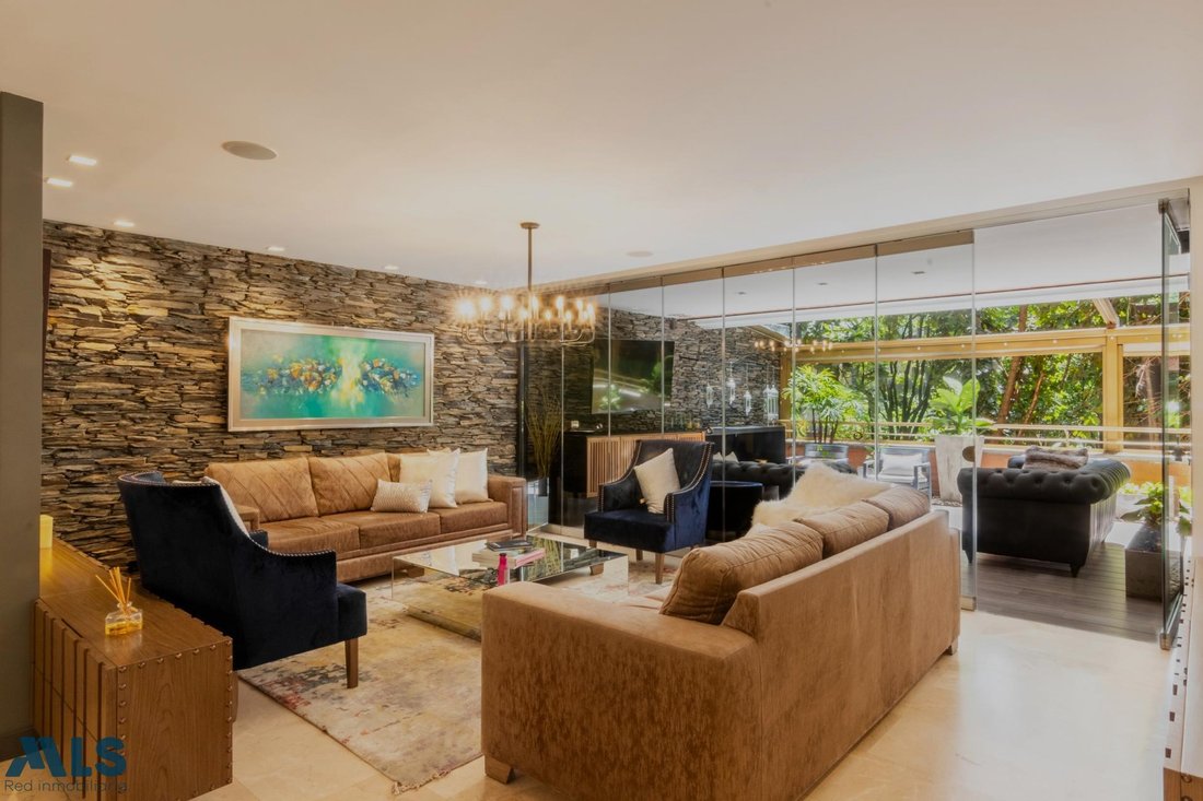Apartment in Medellín, Antioquia, Colombia 1 - 18666229