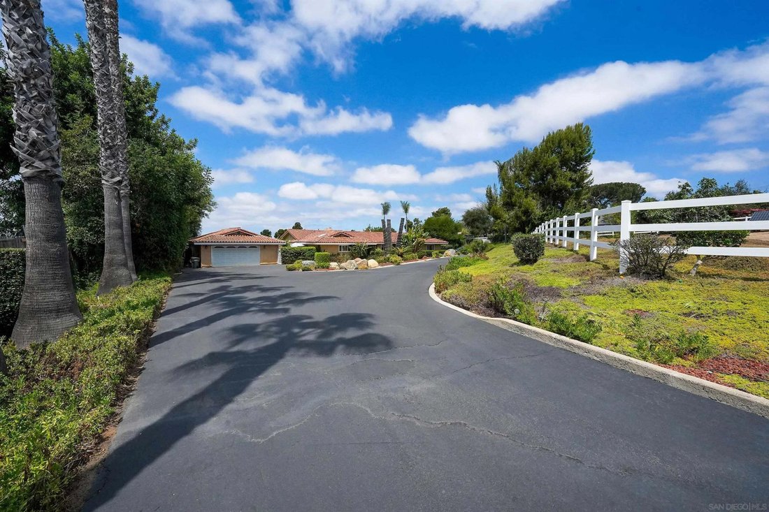 House in Vista, California, United States 2 - 18669395