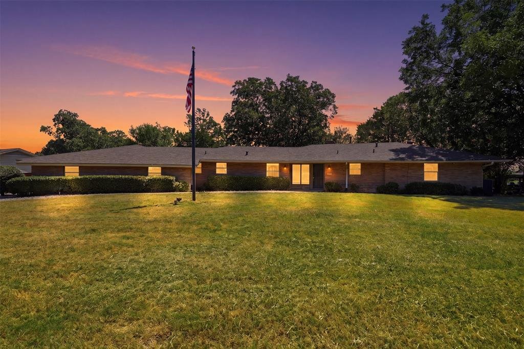 House in Garland, Texas, United States 1 - 18659903