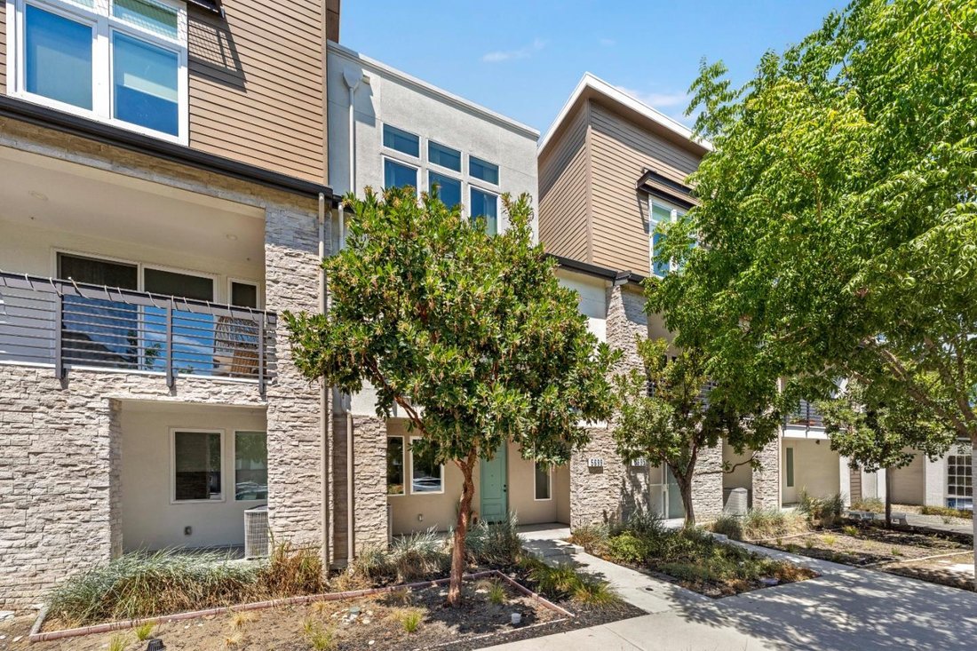 Townhouse in Dublin, California, United States 2 - 18671537