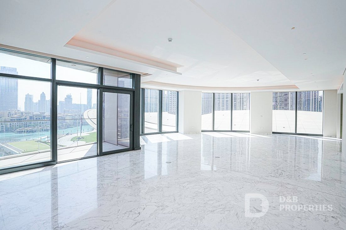 Apartment in Downtown Dubai, Dubai, United Arab Emirates 1 - 18659063