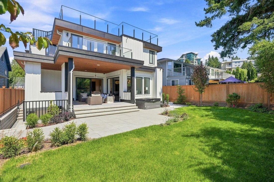 House in White Rock, British Columbia, Canada 3 - 18670466