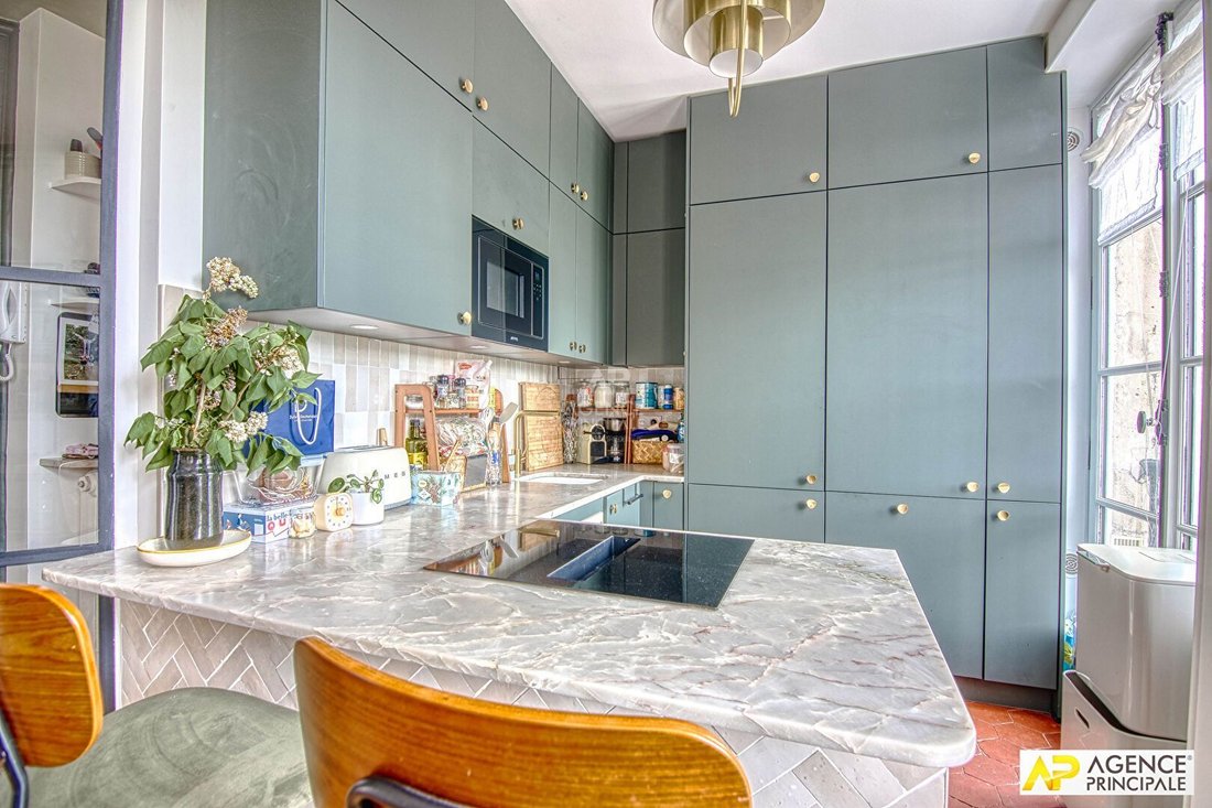 Apartment in Domaine National du Château, Versailles, France 4 - 18660236