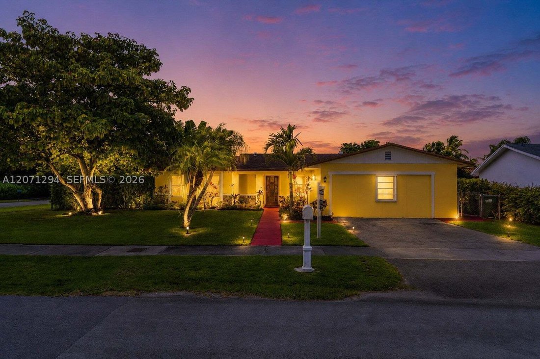 House in Miami, Florida, United States 1 - 18663456