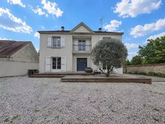 Maison à Chaumes-en-Brie, Île-de-France, France 1 - 18394813