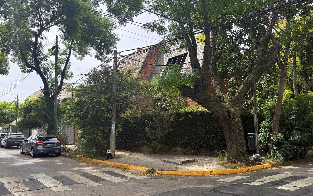 House in Munro, Buenos Aires Province, Argentina 3 - 18668419