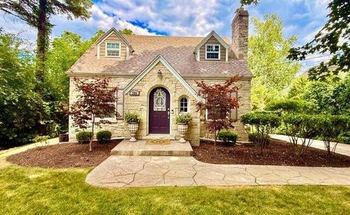 House in Elm Grove, Wisconsin, United States 1