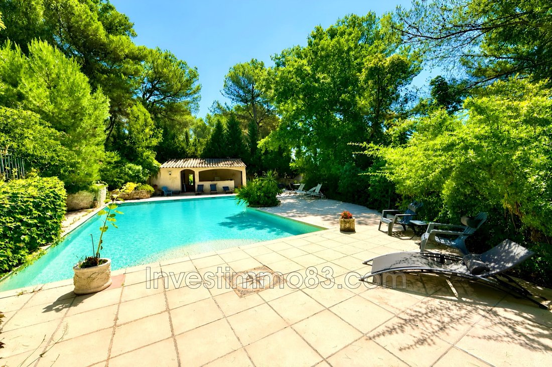 Villa in Châteauneuf-le-Rouge, Provence-Alpes-Côte d'Azur, France 5 - 18668228