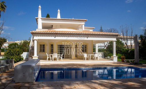 Villa in Alvor, Algarve, Portugal 1