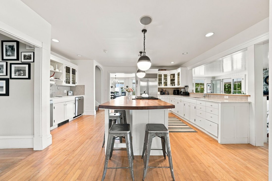 House in Edgartown, Massachusetts, United States 4 - 18666902