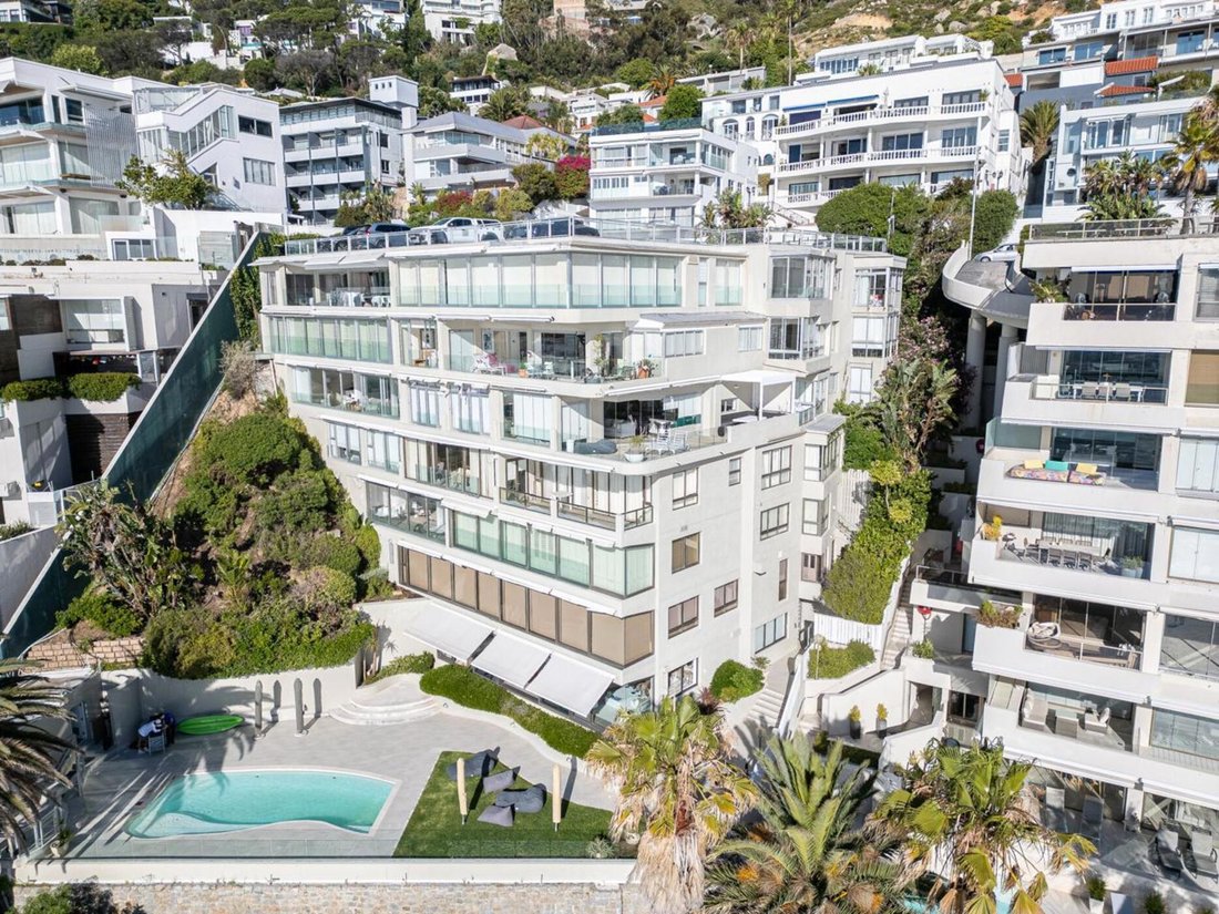 Apartment in Clifton, Cape Town, South Africa 2 - 18662441