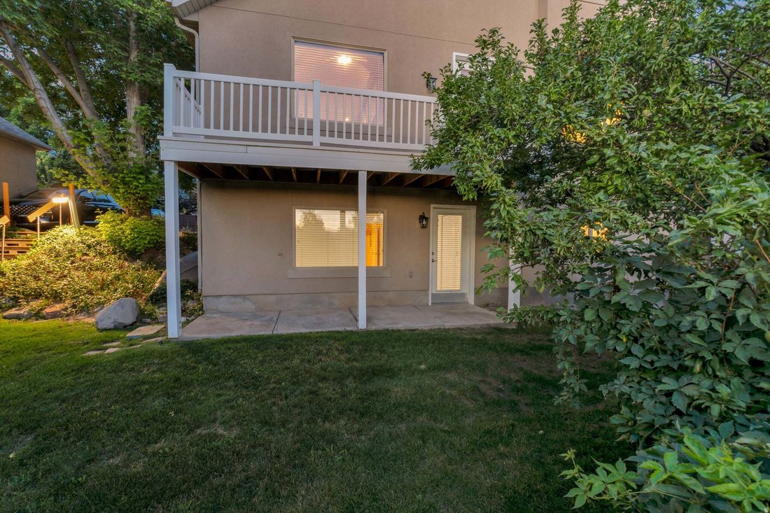 Condo in Holladay, Utah, United States 3 - 18662276