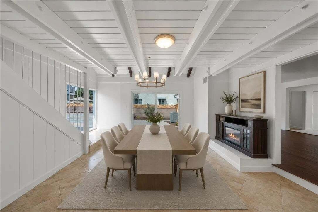 House in Signal Hill, California, United States 5 - 18666202