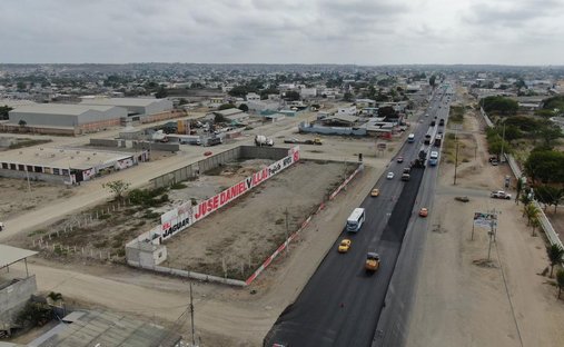Land in La Libertad, Santa Elena, Ecuador 1