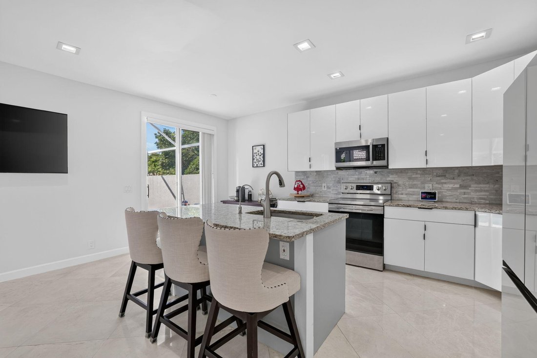 House in Coconut Creek, Florida, United States 4 - 18662989