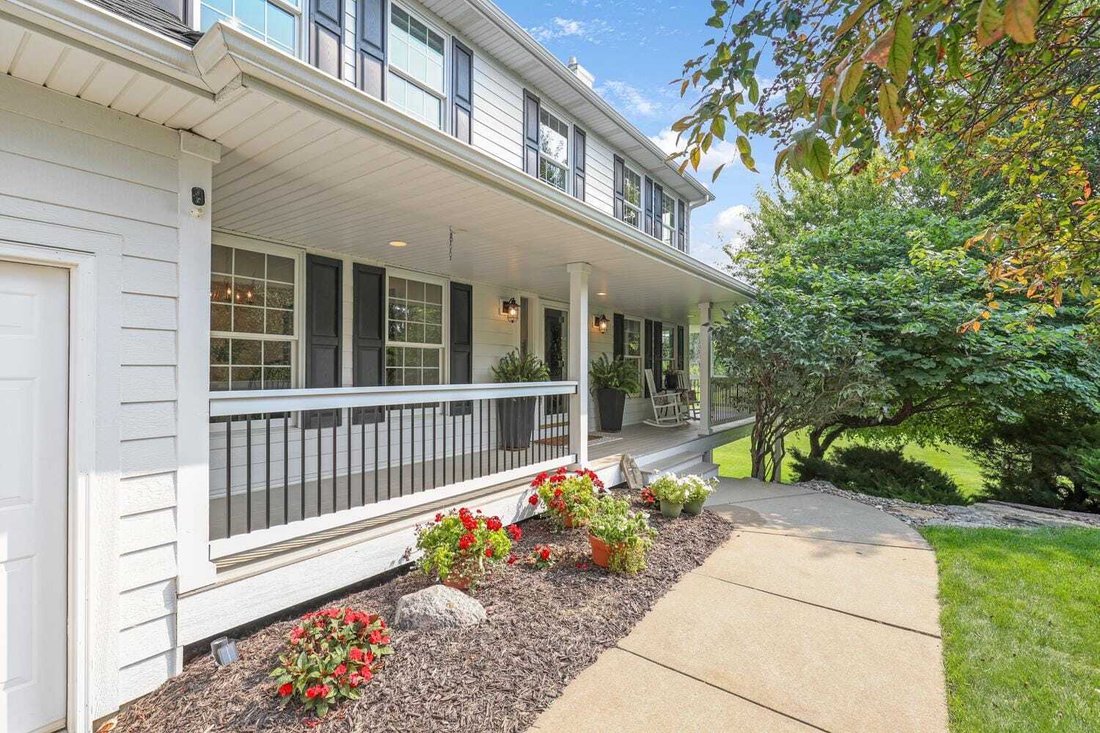 House in Lakeville, Minnesota, United States 5 - 18670368