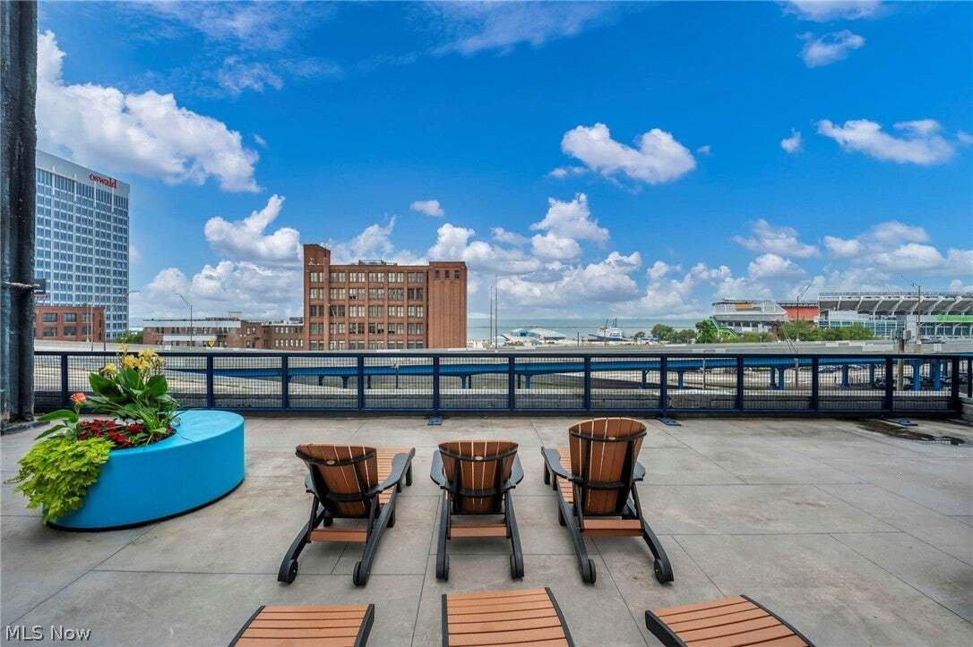 Condo in Cleveland, Ohio, United States 5 - 18662070
