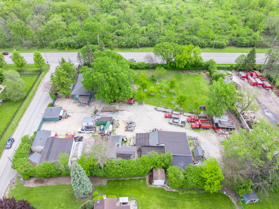 Land in Mount Prospect, Illinois, United States 1 - 17777611