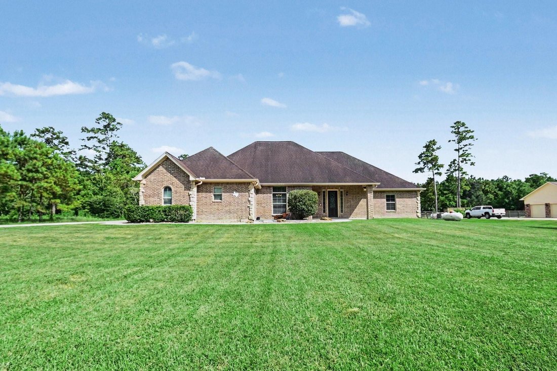 House in Alvin, Texas, United States 2 - 18669407