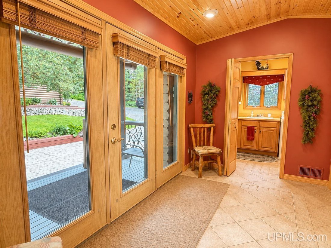 House in Michigamme Township, Michigan, United States 4 - 18662443