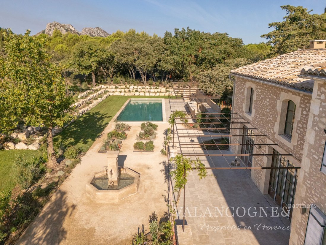 Casa de Campo en Eygalières, Provenza-Alpes-Costa Azul, Francia 3 - 16103866
