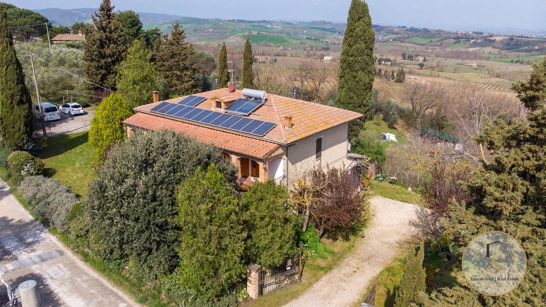 House in Siena, Tuscany, Italy 3 - 18660925