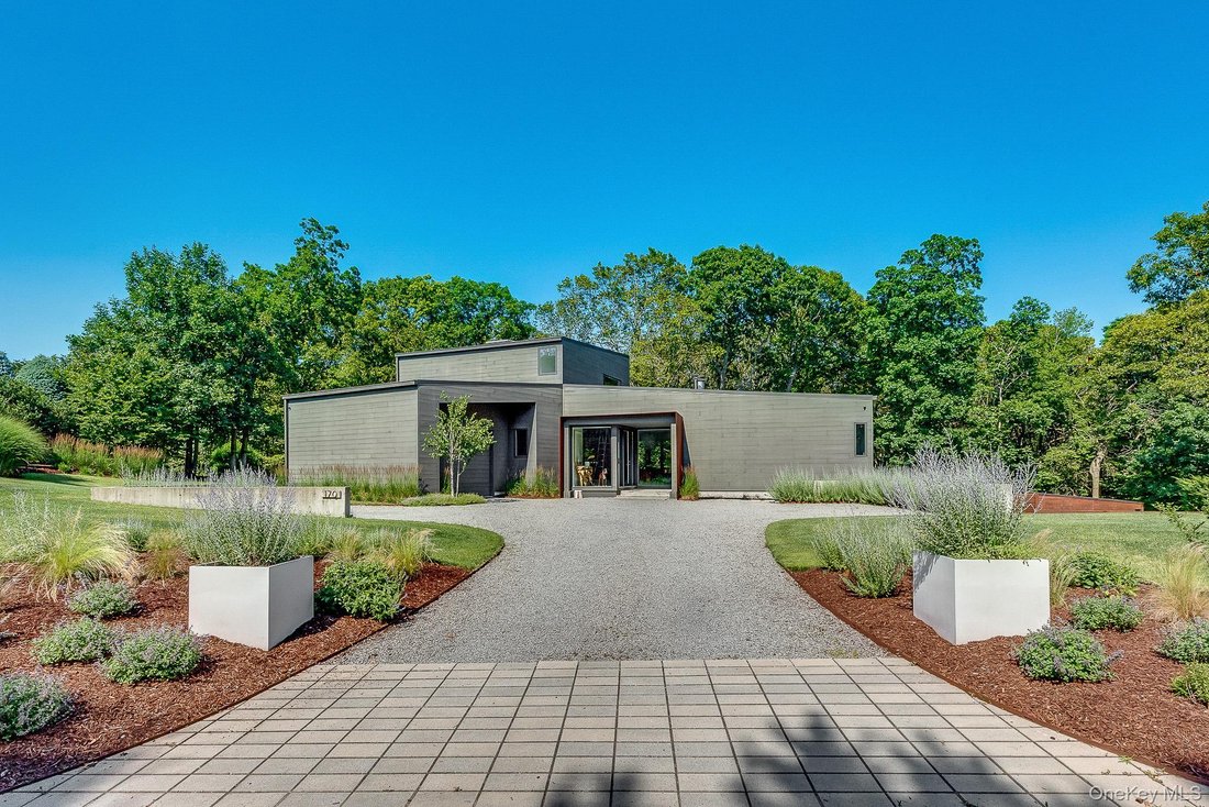 House in Calverton, New York, United States 1 - 18670651