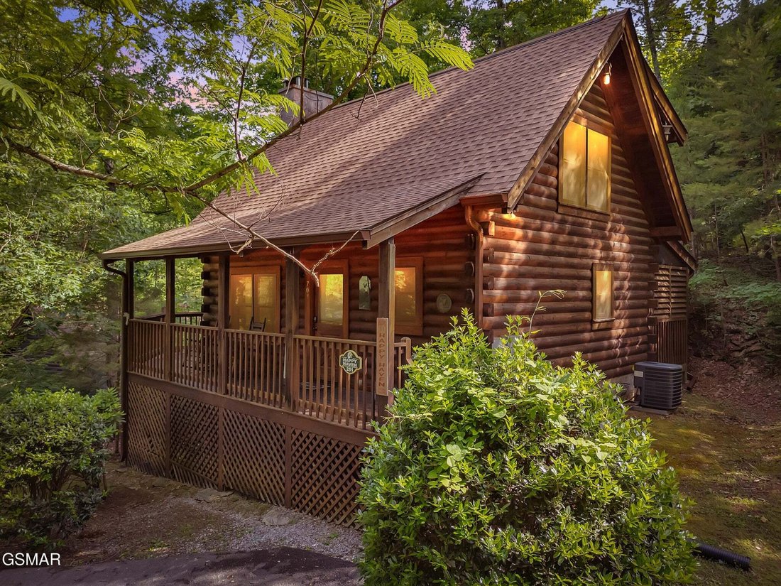 House in Pigeon Forge, Tennessee, United States 1 - 18659569