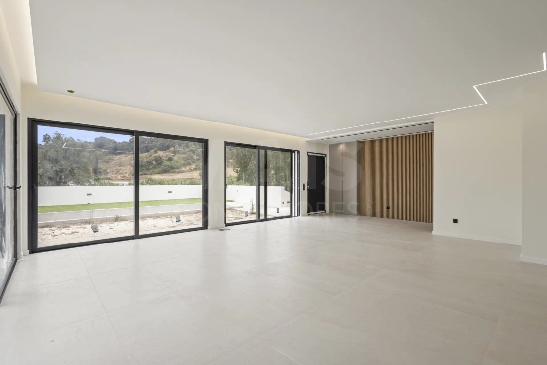 Villa in Alvorninha, Leiria District, Portugal 3 - 18670952