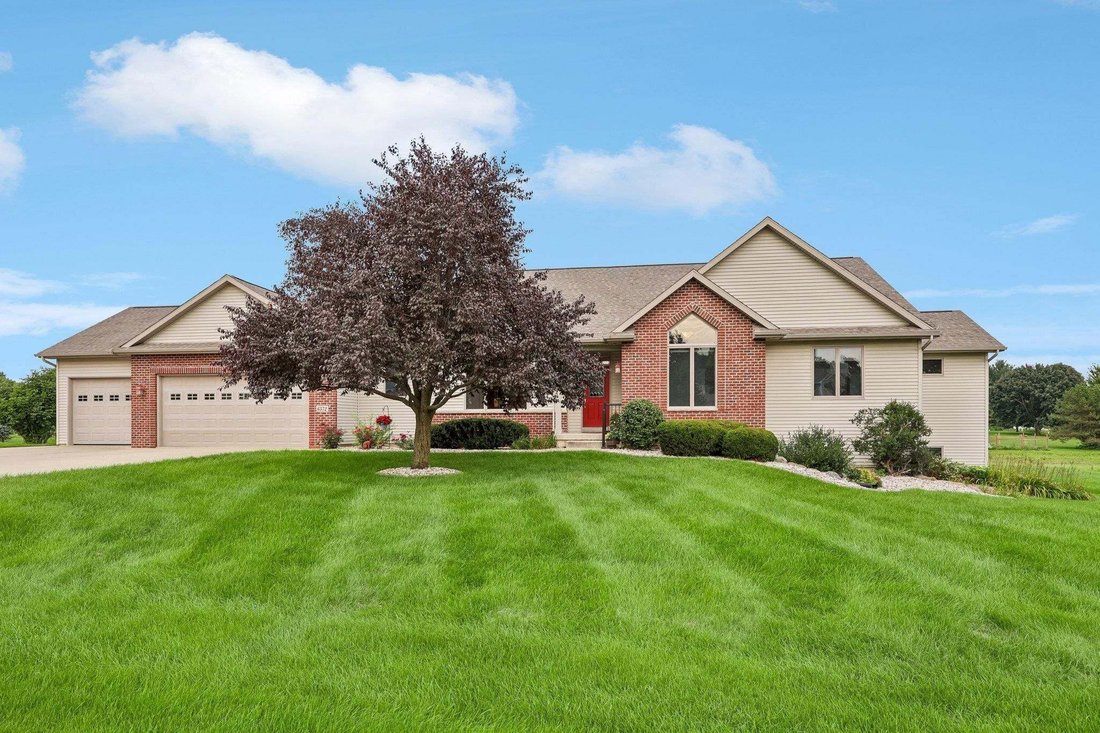 House in Sun Prairie, Wisconsin, United States 2 - 18667602